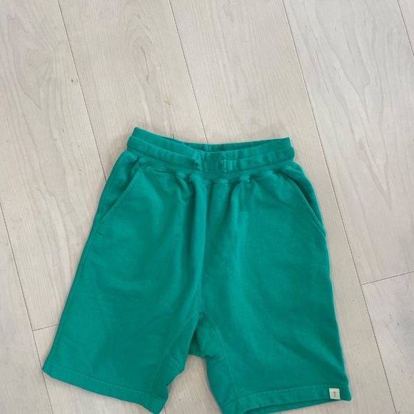 Tkees Kid Shorts - Shamrock,  size 13-14 - Picture 3 of 3